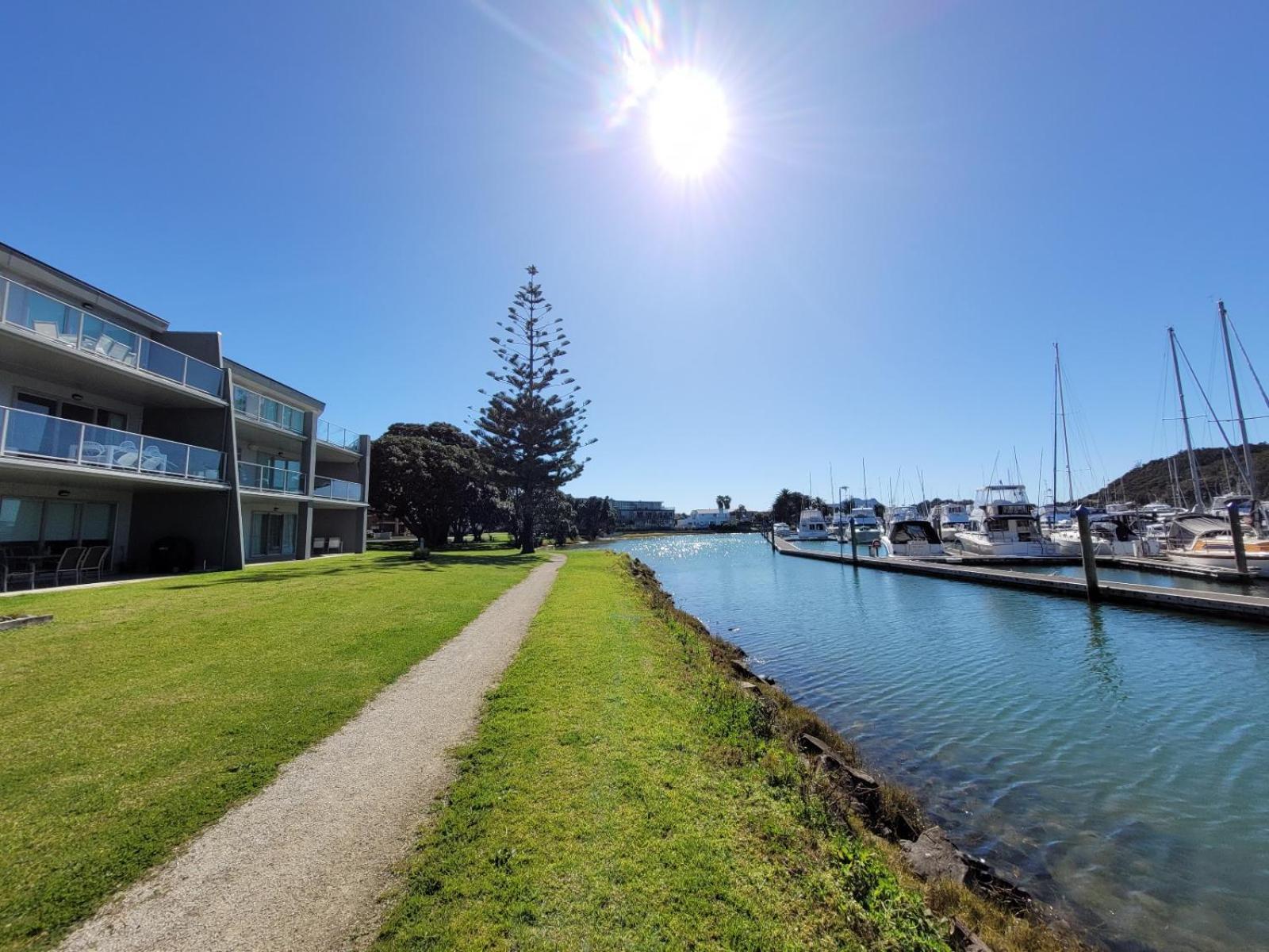 Marina Park Apartments Фитианга Экстерьер фото